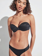 Bikini Gisela Ricamato Reggiseno push up + 1 e slip aperture laterali