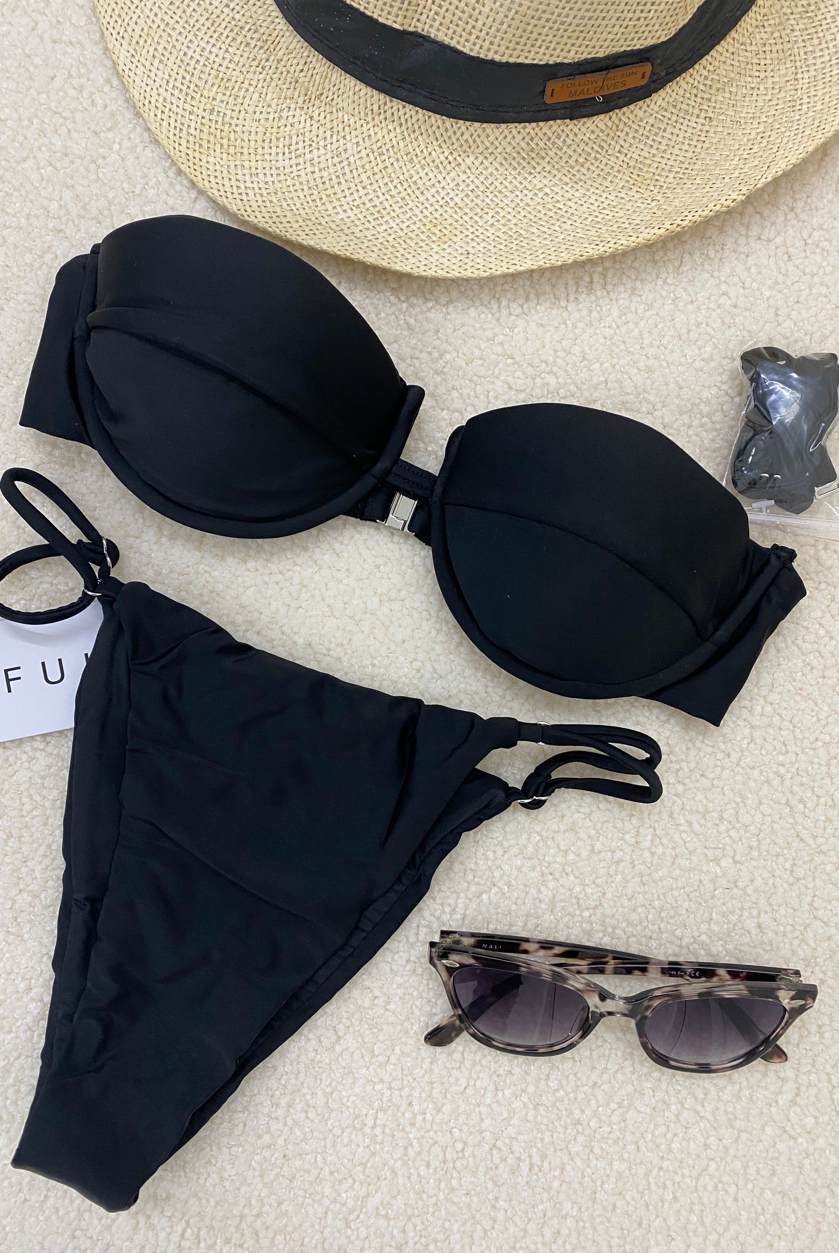 Bikini Donna Me Fui Reggiseno Con Ferretto e Slip Regolabile Nero 0101_BK