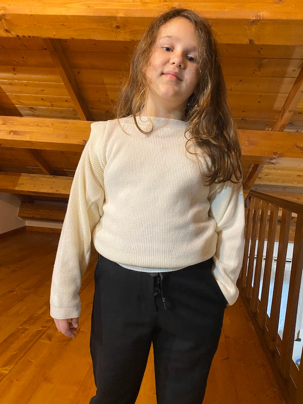 Maglioncino per Bambina Vicolo Girl a coste con alette sulla spalla Anni 6
