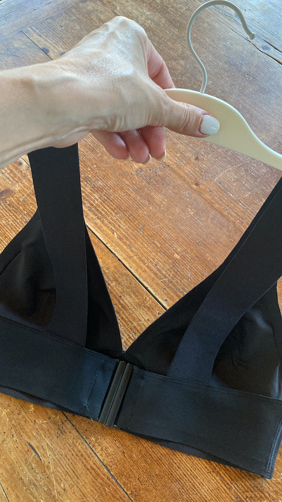 Top bikini Gisela senza ferretto  con imbottitura estraibile taglio laser