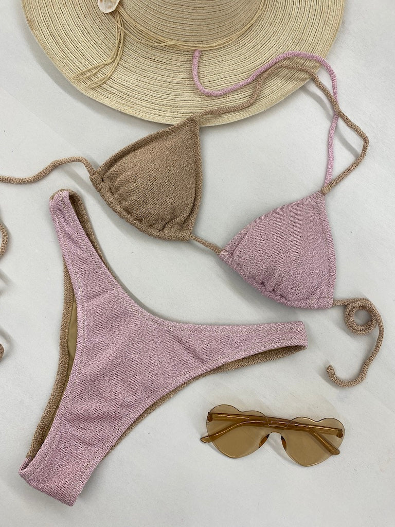 Bikini F**K Triangolo con Americano Fisso 0930GD
